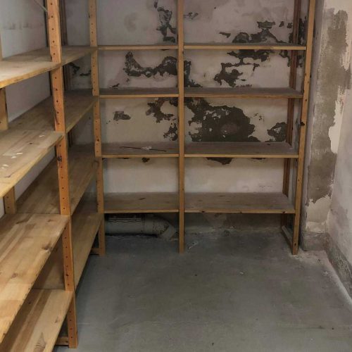 Ein beschädigter Keller in Hamburg